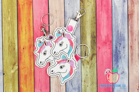 Horse Head ITH Keyfob Review for Apparel Projects